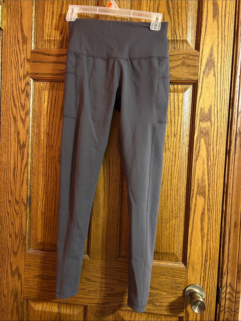 Amazon Gray High-Waist Leggings with Side Pockets